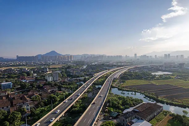桥面防水施工通路后航拍图